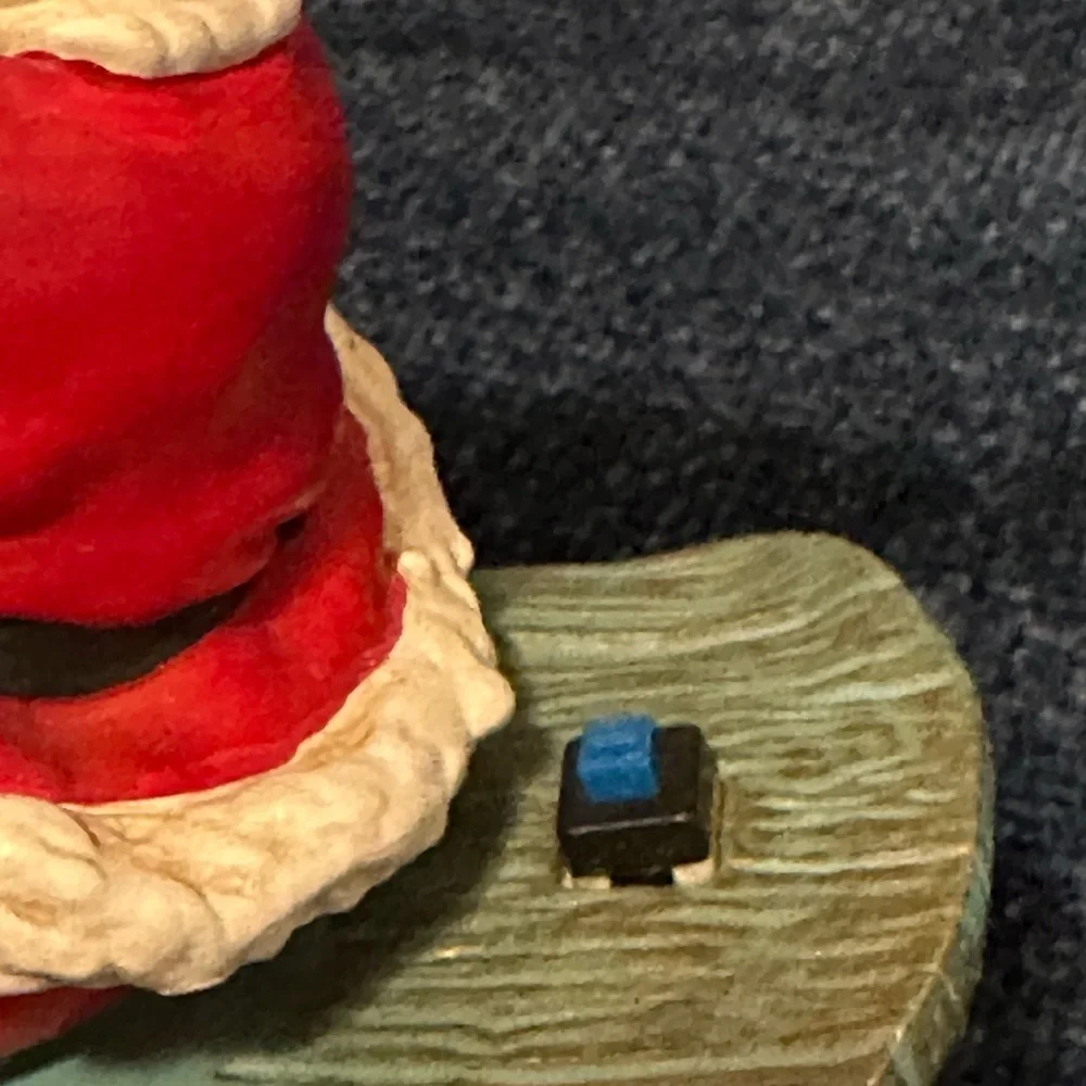 Musical vibrating Santa on his sleigh. Plays 3 songs!